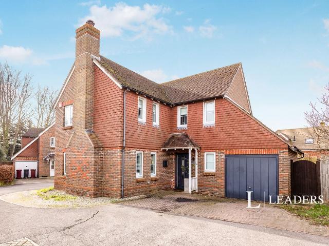Abbotts Close, Boxgrove, Chichester PO18, 4 bed detached house to rent, £2,150 pcm | PrimeLocation
