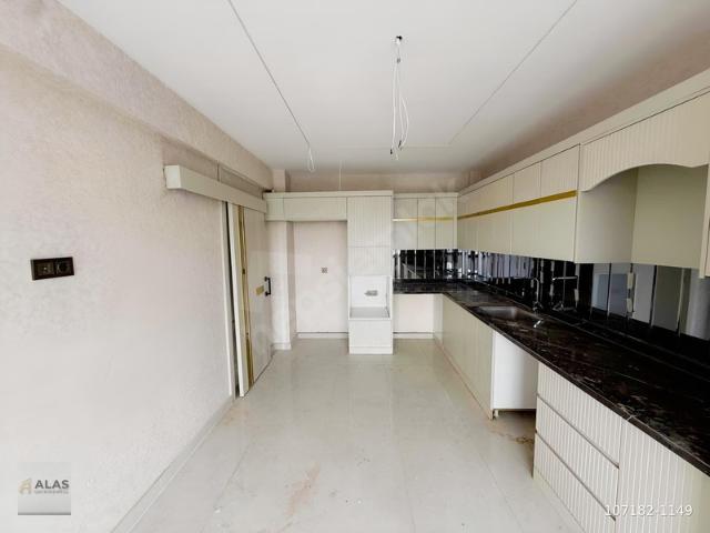 ABDÜLHAMİTHAN'DA SIFIR MODERN KİRALIK DAİRE