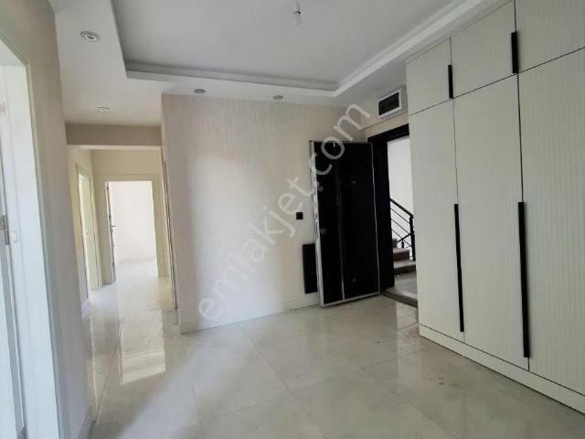 Abdullah Paşada Satılık 3+1 Daire