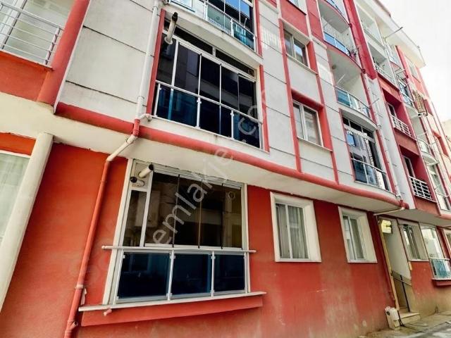 Abdurrahman Mahallesinde Satılık 3+1 Fırsat Daire