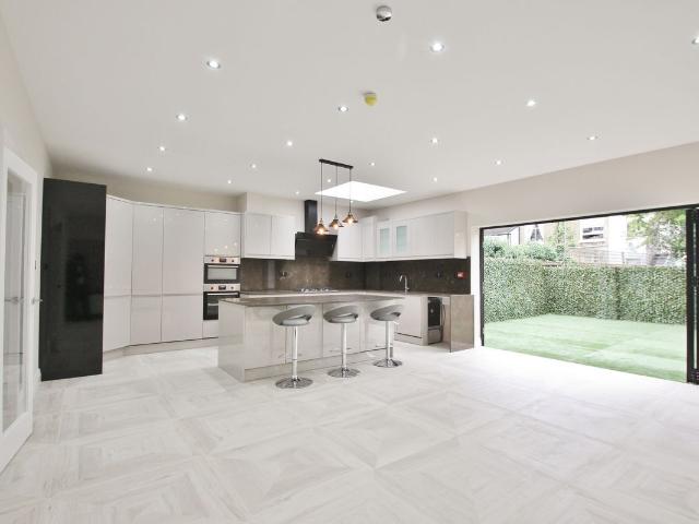 Abdale Road, Hammersmith W12, 6 bed terraced house to rent, £7,000 pcm | PrimeLocation