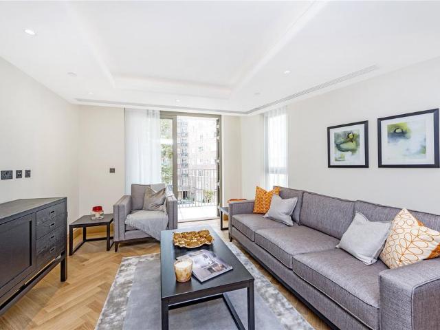 Abell House, 31 John Islip Street. 2 bed flat to rent £6,000 pcm £1,385 pw