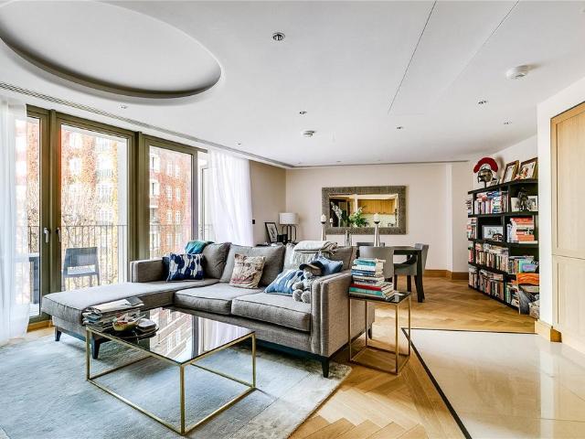 Abell House, John Islip Street. 2 bed flat to rent £6,250 pcm £1,442 pw