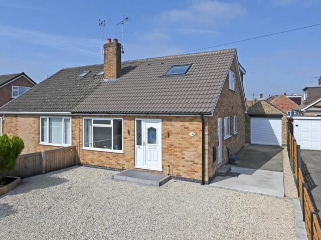 Abelton Grove, Haxby, York, YO32 3 bed bungalow to rent £1,600 pcm £369 pw