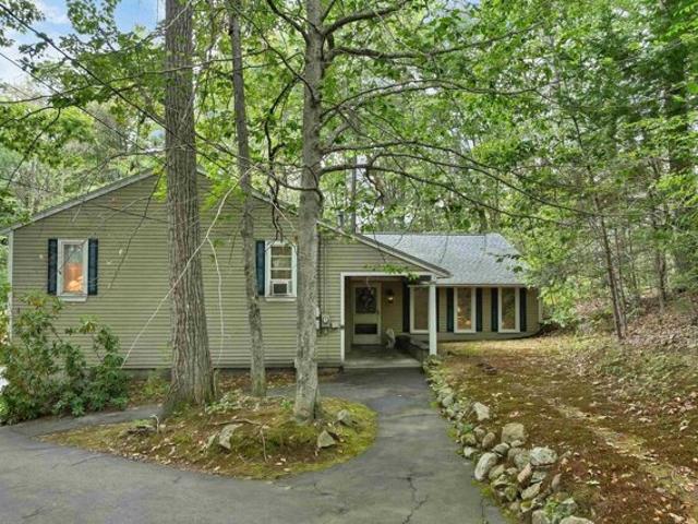 Abenaukee Dr, Wolfeboro, Home For Sale