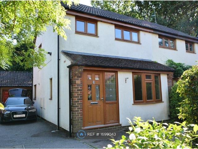 Abenberg Way, Brentwood CM13, 3 bed semi detached house to rent, £2,375 pcm | PrimeLocation