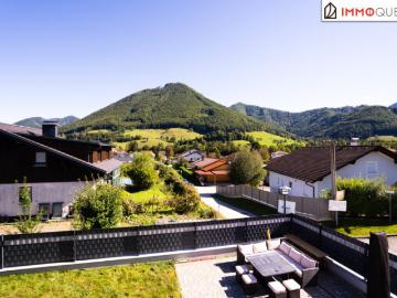 Abendsonne und Ausblick – Leben über den Dingen! Helle Wohnung mit Balkon und drei Schlafzimmern