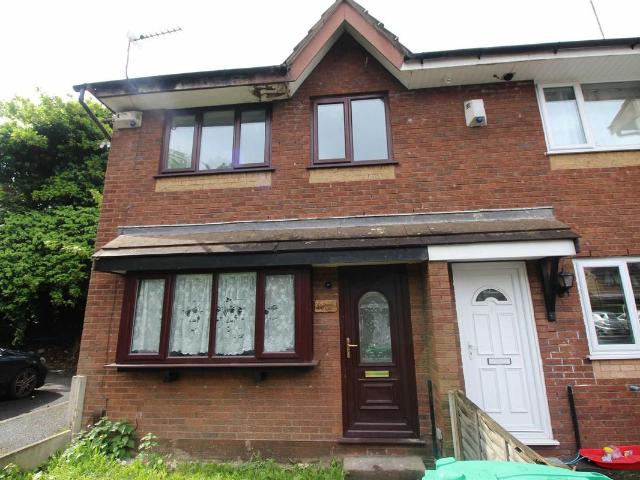 Abercarn Close, Manchester M8, 3 bed detached house to rent, £1,500 pcm | PrimeLocation