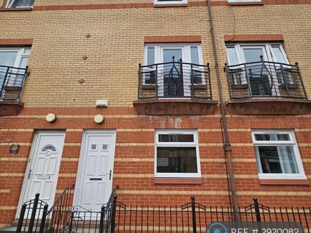 Abercromby Street, Glasgow, G40 4 bed terraced house to rent £2,400 pcm £554 pw