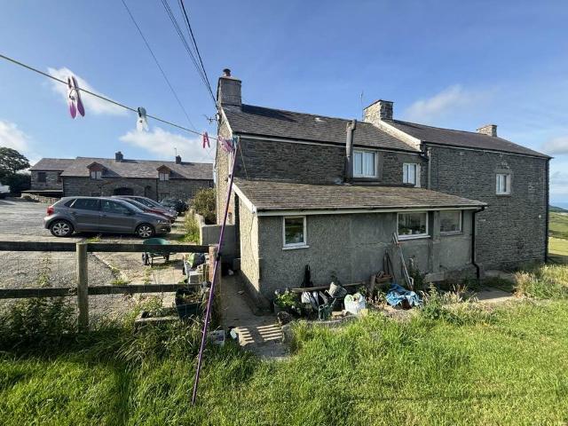 Aberarth, ABERYSTWYTH SA46 2 bed house to rent £900 pcm £208 pw