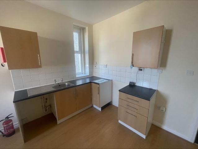 Abergele Road, Colwyn Bay LL29, 1 bed flat to rent, £650 pcm | PrimeLocation