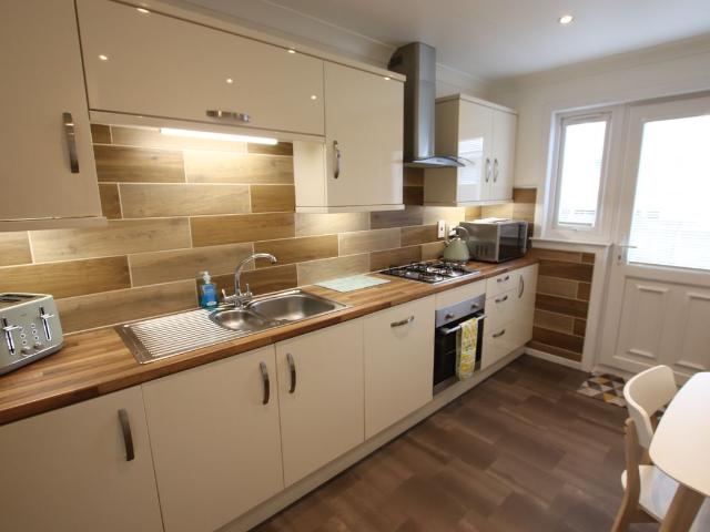 Aberdour Place, Dundee DD5, 2 bed terraced house to rent, £900 pcm | PrimeLocation