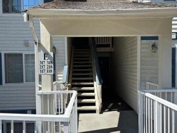 Aberdeen Ave NE Apt E117