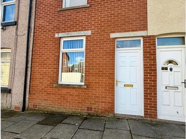 Aberdeen St, Barrow In Furness LA14, 2 bed terraced house to rent, £850 pcm | PrimeLocation
