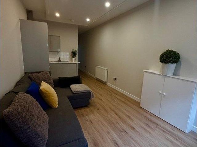 Aberfeldy Street, Glasgow G31, 1 bed flat to rent, £850 pcm | PrimeLocation