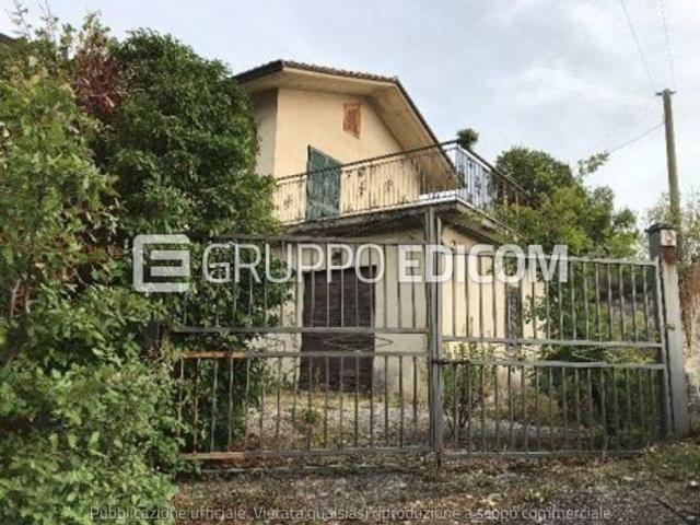 Abitazione di tipo popolare di 212.6 mq in vendita a Paternopoli Rif. 4557816