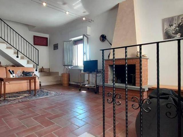 Abitazione indipendente in affitto a Carunchio