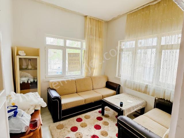 Abidin Paşada Satılık 2+1 Giriş Kat Daire