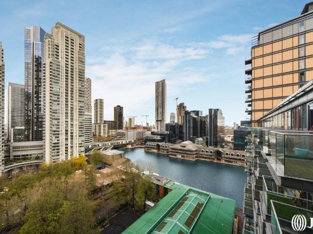 Ability Place, Millharbour, E14 2 bed flat to rent £2,773 pcm £640 pw