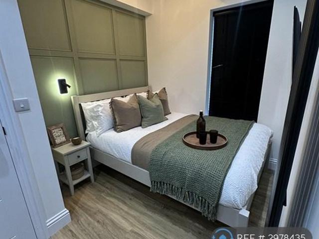 Abington Grove, Northampton, NN1 1 bed in a house share to rent £775 pcm £179 pw