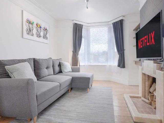 Abington NN1, 3 bed flat to rent, £3,255 pcm | PrimeLocation