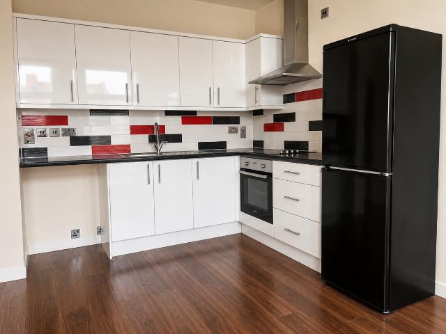 Abington Square, Northampton NN1, 2 bed flat to rent, £1,000 pcm | PrimeLocation
