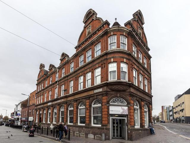 Abington Street, Northampton NN1 Studio to rent £736 pcm £170 pw