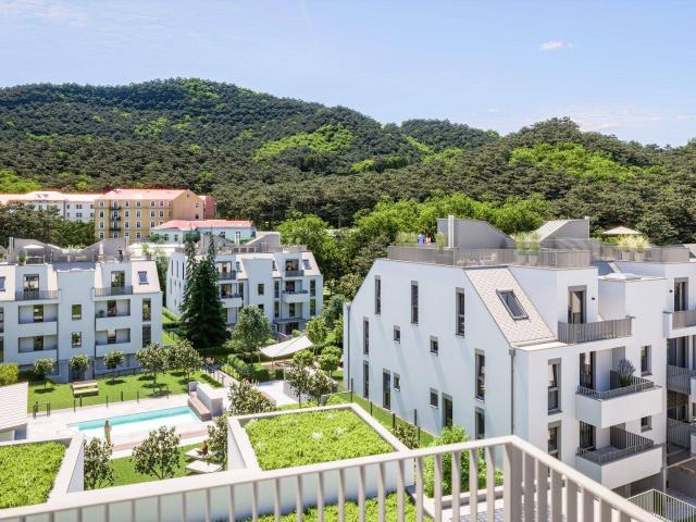 Abkühlen im hauseigenen Pool. Ihre Traumwohnung mit Terrasse oder Garten und Fernblick Nähe Maurer Wald PROVISIONSFREI !