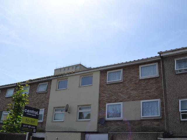 Abraham Close 4 bed terraced house to rent £2,600 pcm £600 pw