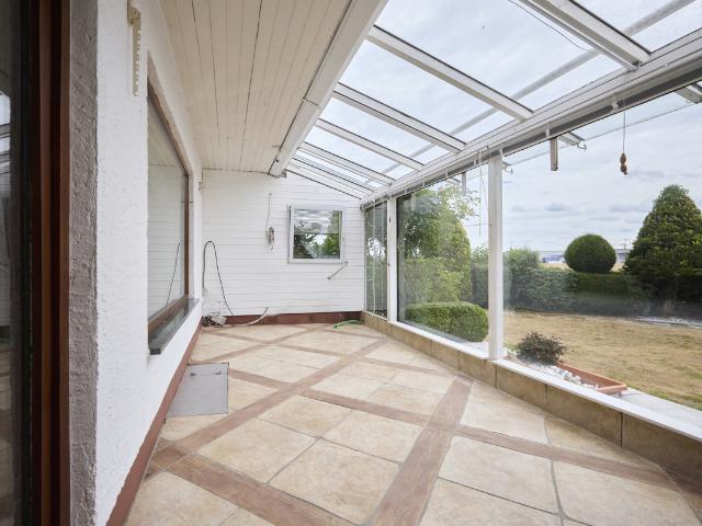 Abriss oder Kernsanierung auf 834 m² Grundstück in Untermeitingen