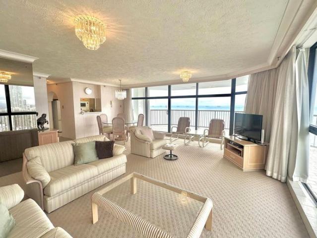 Absolut Beachfront 38th Floor 2 Bedroom Furnished Apartment