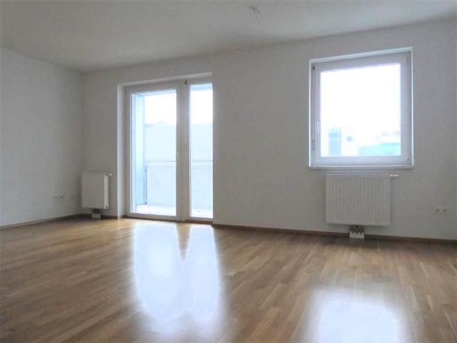 Absolut ruhige und moderne Neubauwohnung mit großer Loggia AB NOVEMBER !