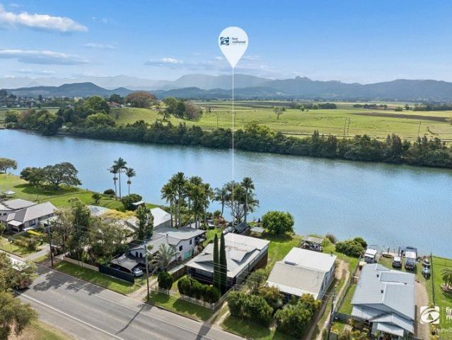 Absolute Tweed River Frontage, Side Access and Boat Storage