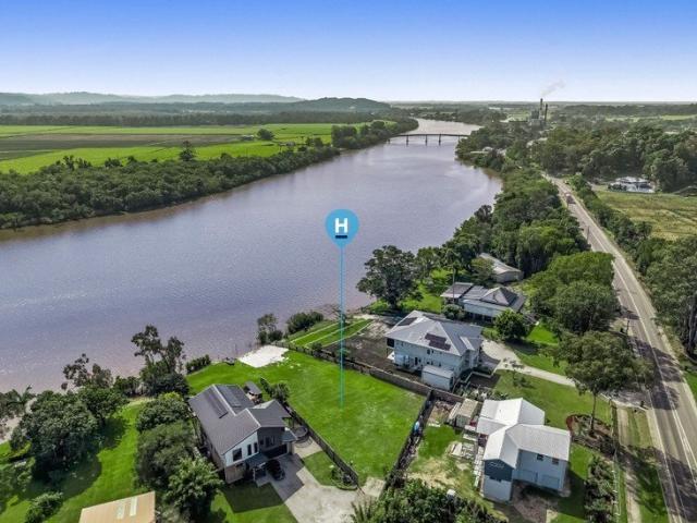 Absolute Waterfront Opportunity on 1,181m²