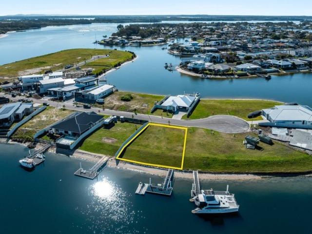 Absolute Waterfront Opportunity
