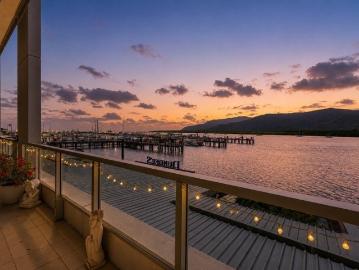 ABSOLUTE WATERFRONT | ABSOLUTE LIFESTYLE LUXURY