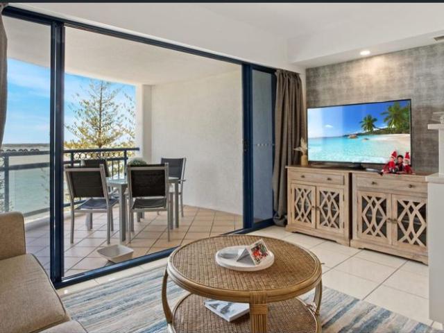 Absolute Waterfront Fully Furnished One Bedroom Apartment