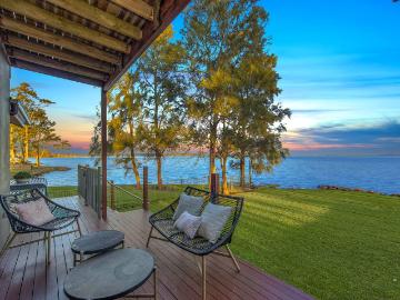 Tuggerah Lake, Jilliby, Wyong Region, Snapper Island