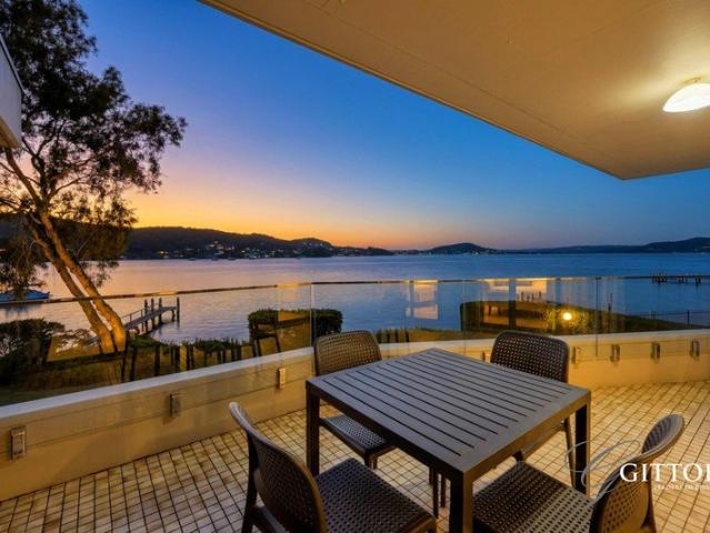 Absolute Waterfront Living & Uninterrupted Water Views