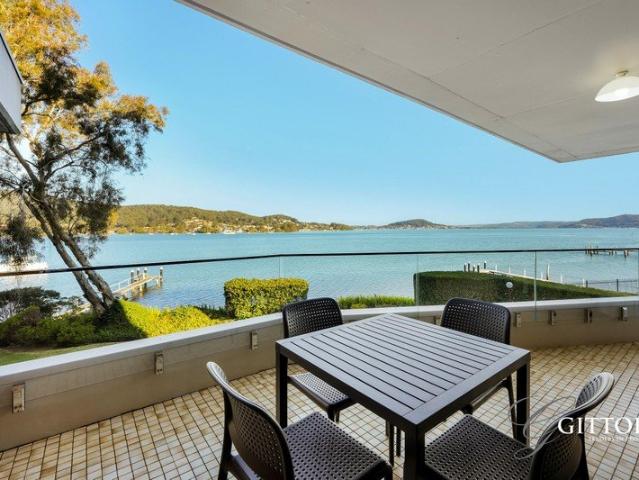 Absolute Waterfront Living & Uninterrupted Water Views