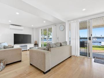 Absolute Waterfront Living with Private Jetty