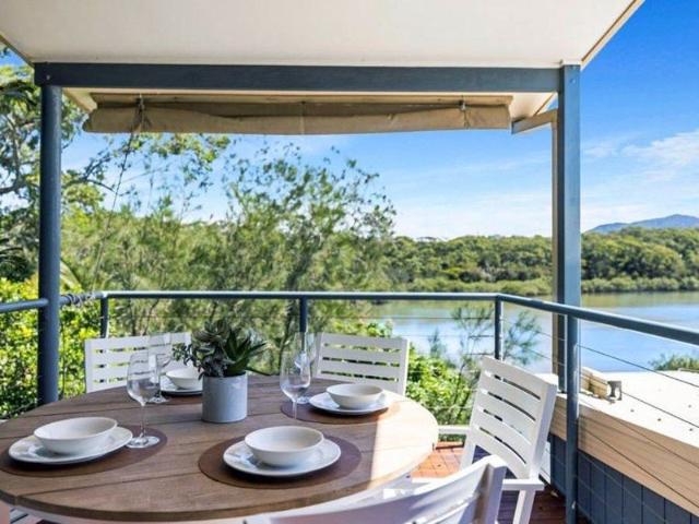 Absolute Waterfront Living | Jetty Lifestyle.