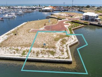 Absolute Waterfront with Jetty Envelope