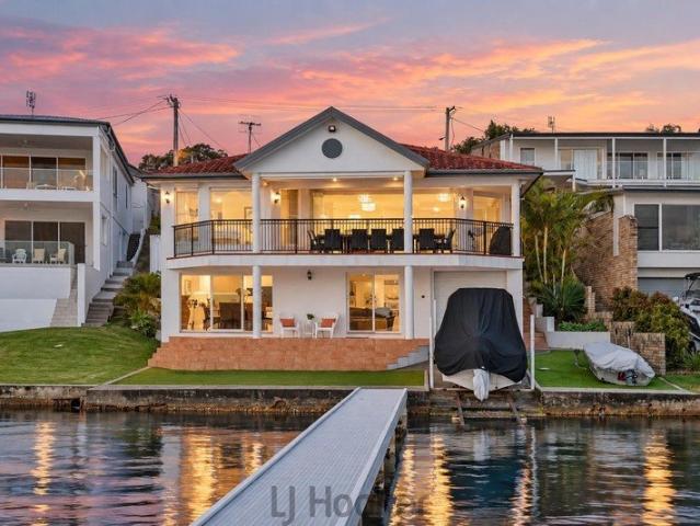 Absolute Waterfront with Private Jetty, Slipway & Electric Winch