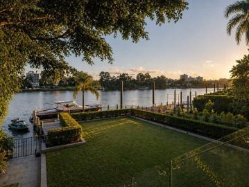 Absolute West End Riverfront 808m2 of Inter Generational Living, Offered For The Time In 32 Years