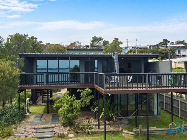 ABSOLUTE BEACH FRONTAGE