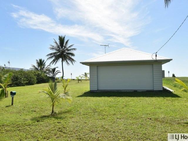 Absolute Beachfront Opportunity â Rare approx. 1092sqm block with Shed at Tully Heads