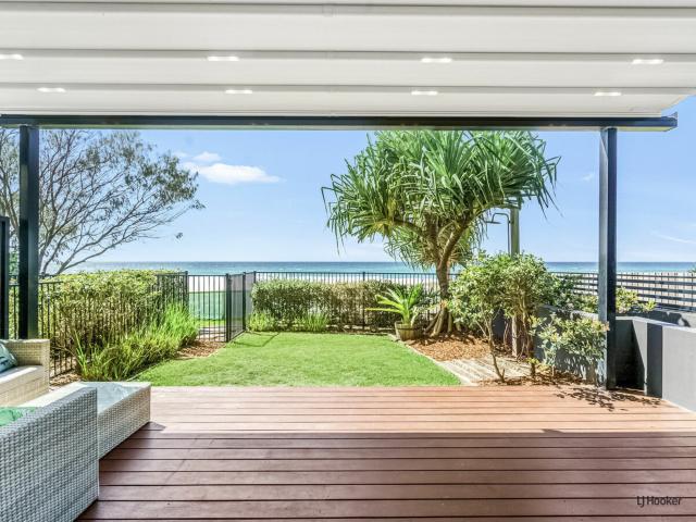 Absolute Beachfront Apartment with Ocean Views In Prime Location