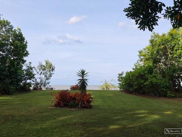 ABSOLUTE BEACHFRONT BRAMSTON BEACH
