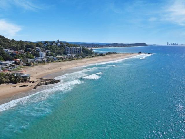 ABSOLUTE BEACHFRONT GENUINE LIFESTYLE FLEXIBILITY, LIVE ONSITE OR OFFSITE | Resort Brokers ID: MR009331